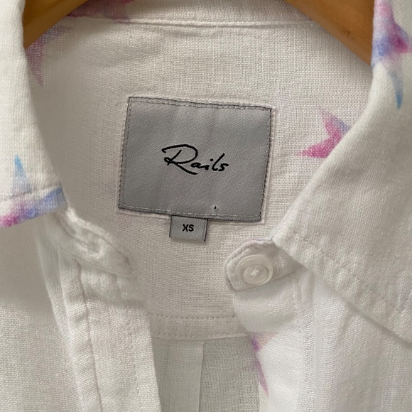 Rails Womens Charli Tie Dye Stars White Linen Blend Shirt Blouse Top Size XS - Picture 2 of 9